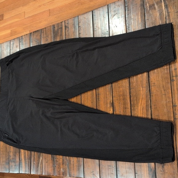 Athleta Brooklyn joggers - Picture 3 of 9